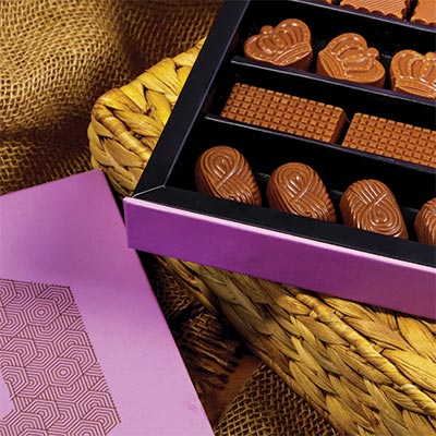Belgian chocolate in unique forms free of artificial sugar